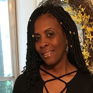 Meet your Posher, Timika